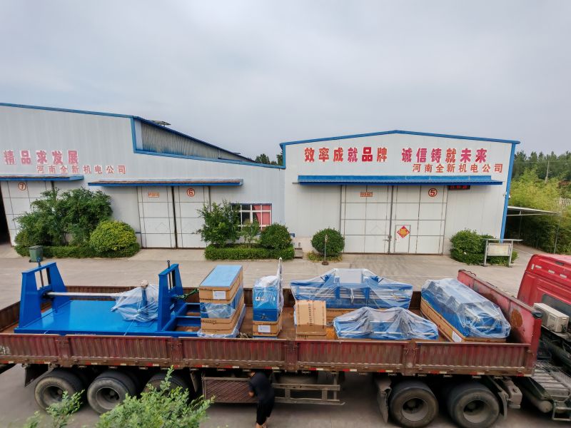 電動雙臂拉型機、繞線機、包帶機、熱壓機、拆線機（jī）、冷整形機，一套（tào）電機維修設備發貨