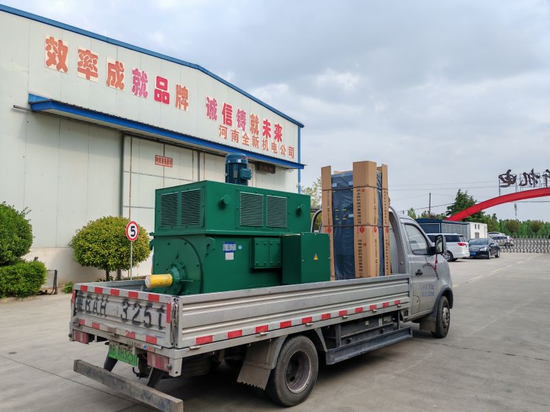 鑽（zuàn）井隊630kw-6變頻電機和800kw變頻櫃裝車發貨